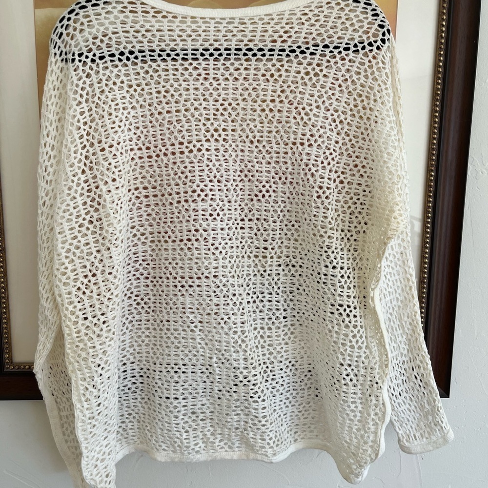 Crocheted White Top - Picture 1 of 4